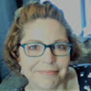 Meet your Posher, Dana